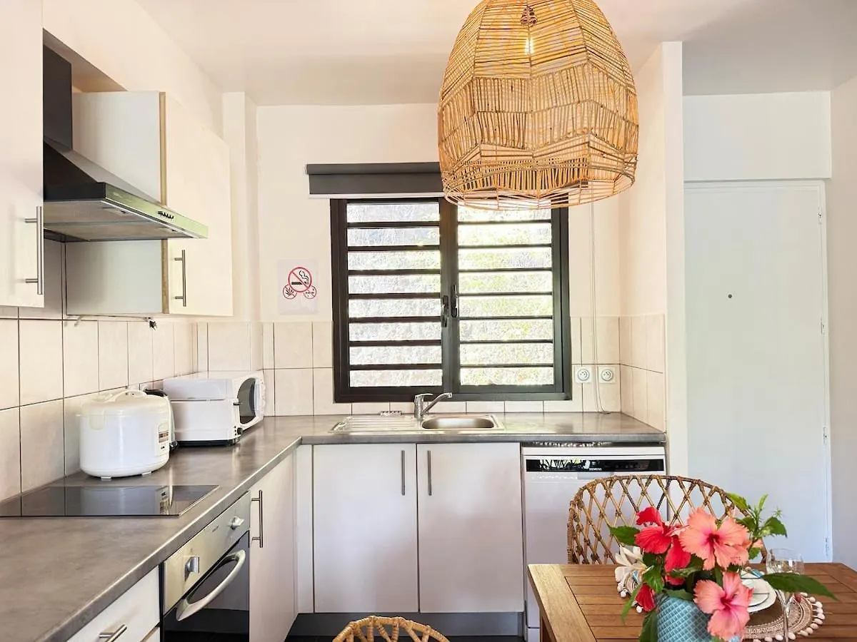 Apartment Charming Cozy Beachfront Studio With Parking And Wifi Bora Bora